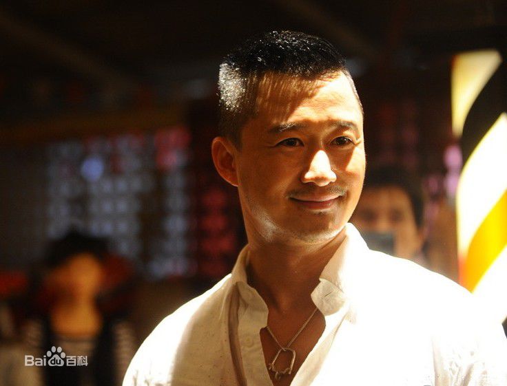 吴京(Jason Wu、 （韩语）)《开心魔法》高清剧照