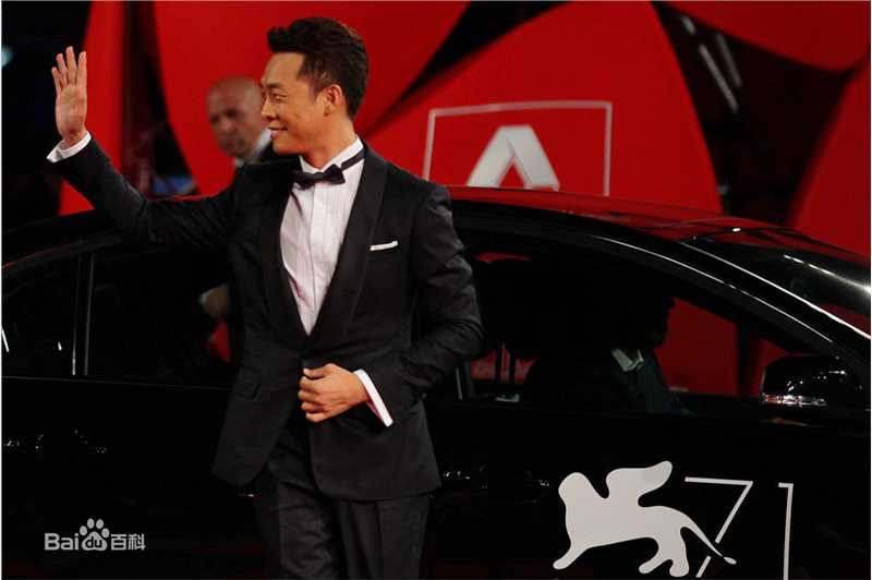 张译(Zhang Yi)出席颁奖礼图册