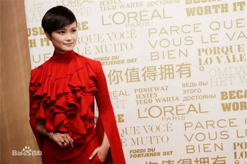 李宇春(Chris Lee)戛纳颁奖及红毯嘉宾生活照相册