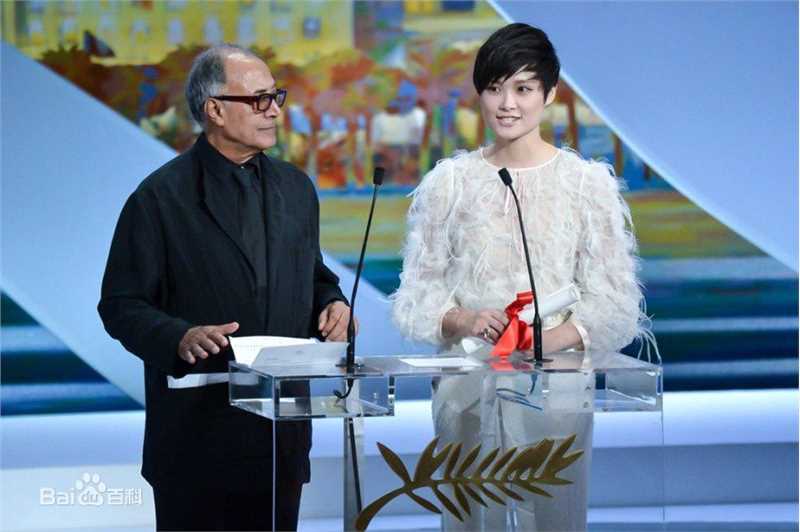 李宇春(Chris Lee)戛纳颁奖及红毯嘉宾生活照相册