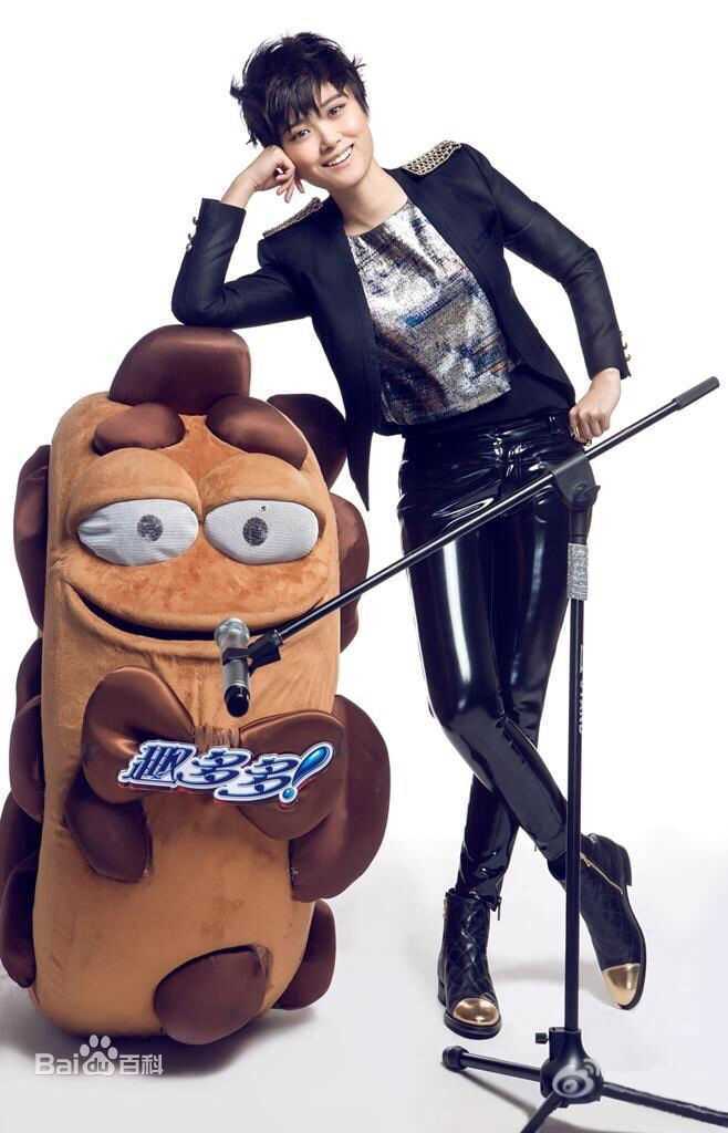 李宇春(Chris Lee)最新代言合作图集