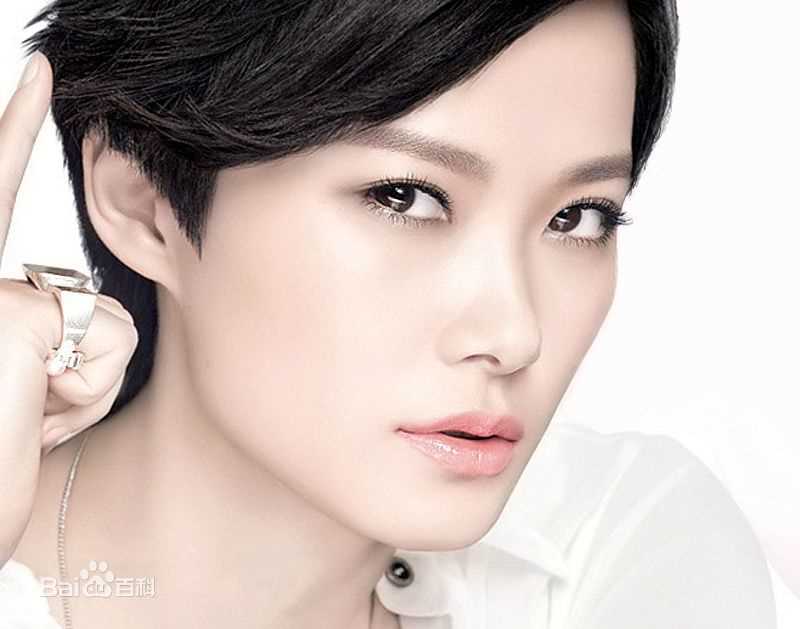 李宇春(Chris Lee)最新代言合作图集