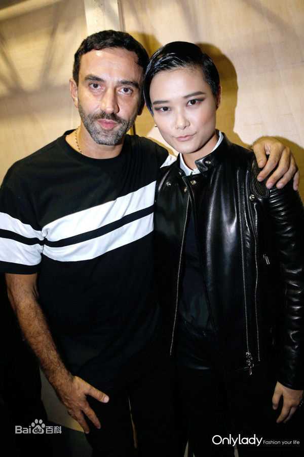 李宇春(Chris Lee)2015纪梵希全球代言人素颜照相册