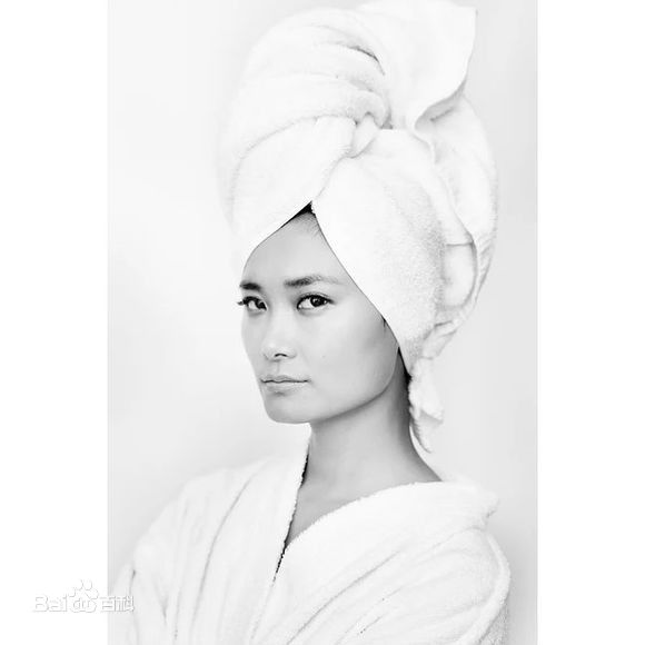 李宇春(Chris Lee)最新国际杂志图集