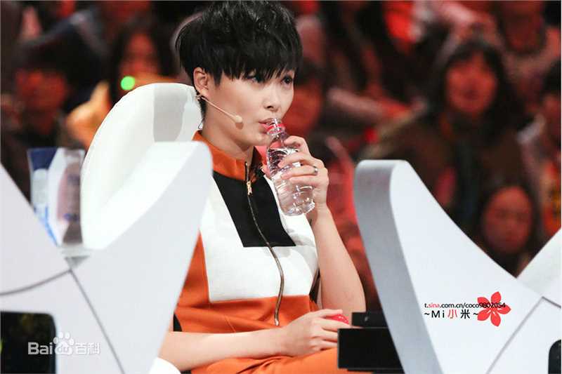 高清李宇春(Chris Lee)在担任2014《中国正在听》评委中的图集