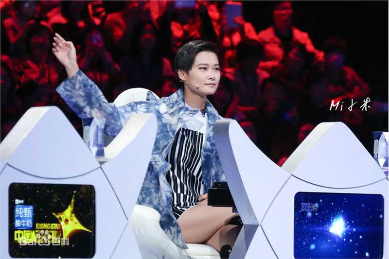 高清李宇春(Chris Lee)在担任2014《中国正在听》评委中的图集