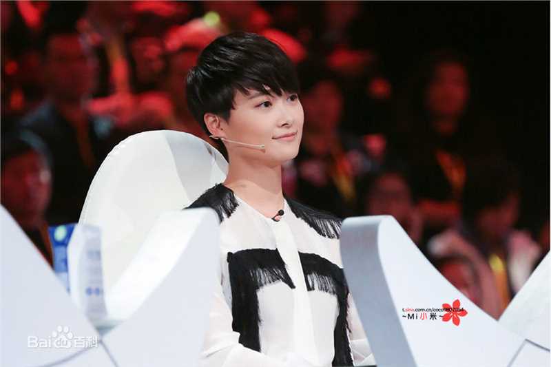 高清李宇春(Chris Lee)在担任2014《中国正在听》评委中的图集