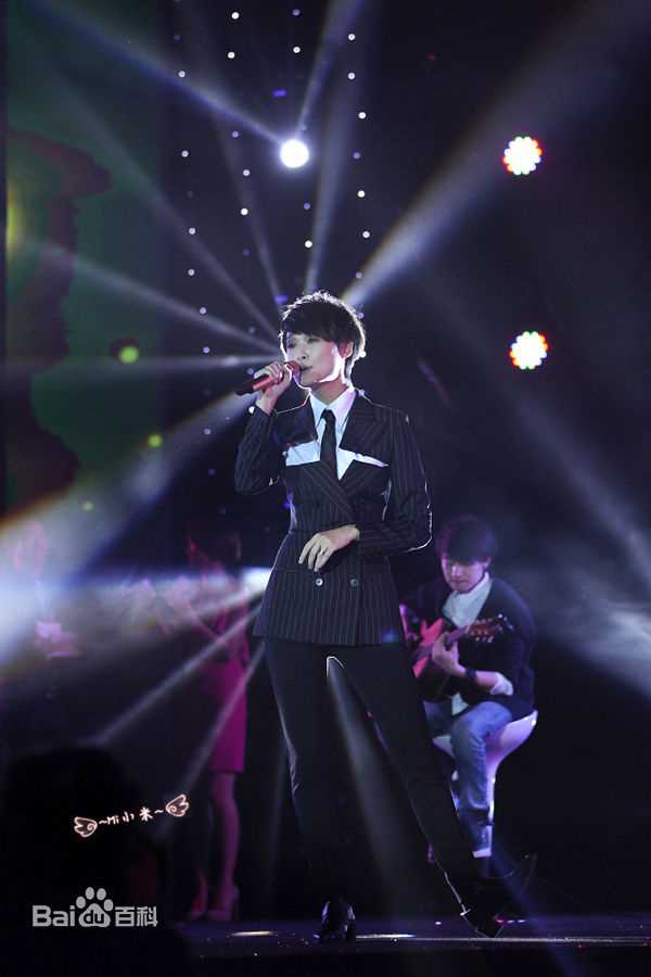 李宇春(Chris Lee)在《精品购物指南》2013时尚盛典中的