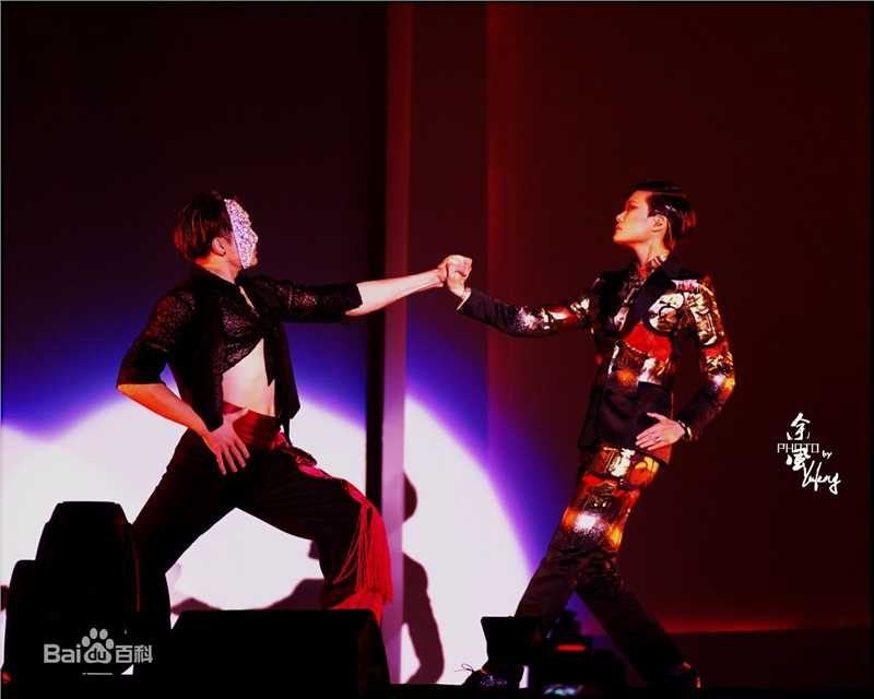 李宇春(Chris Lee)20121110疯狂世界巡演-武汉站前后照片