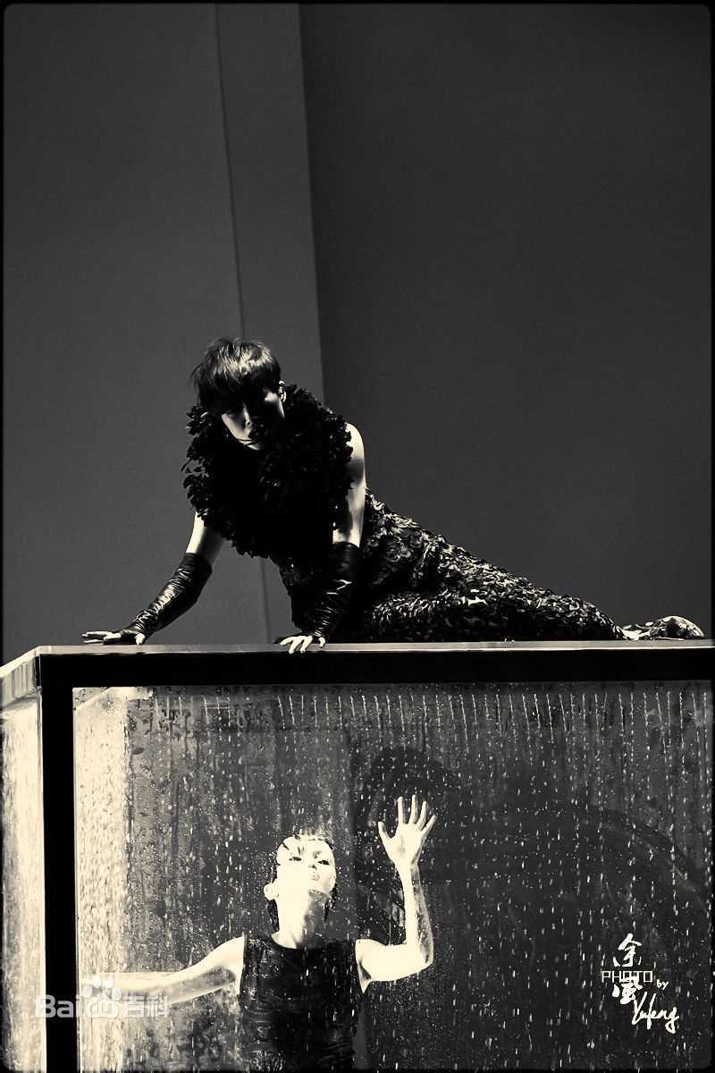 李宇春(Chris Lee)20121110疯狂世界巡演-武汉站前后照片