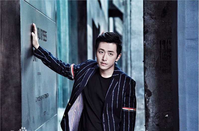 最优质罗宏明生活照