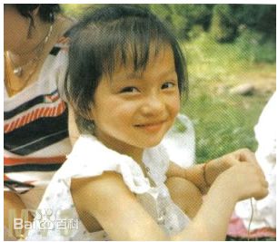 张韶涵(Angela Chang、Angela Zhang)童年照图片图册