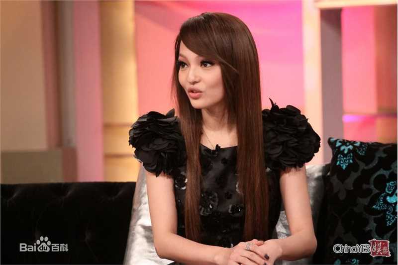 最新张韶涵(Angela Chang、Angela Zhang)精彩图册