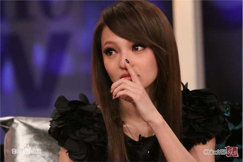 最新张韶涵(Angela Chang、Angela Zhang)精彩图册