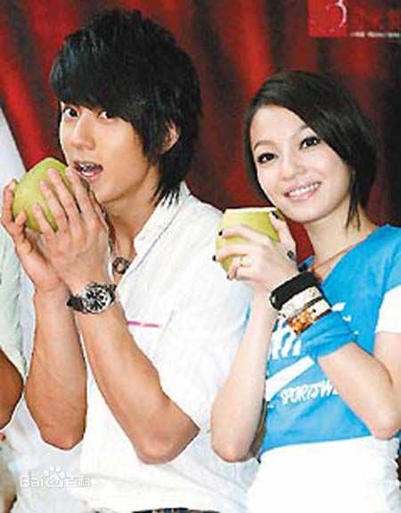 最新张韶涵(Angela Chang、Angela Zhang)精彩图册