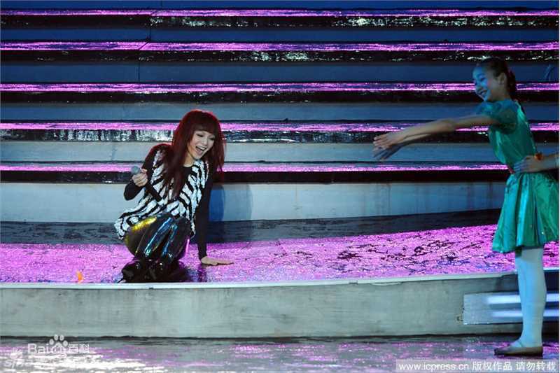 最新张韶涵(Angela Chang、Angela Zhang)精彩图册