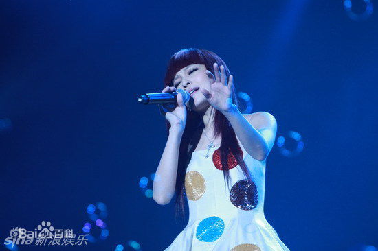 最新张韶涵(Angela Chang、Angela Zhang)精彩图册