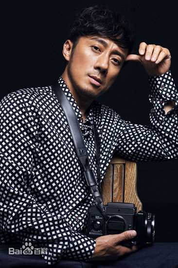 最新赵立新(lixinzhao)在《于无声处》陈其乾中的图集