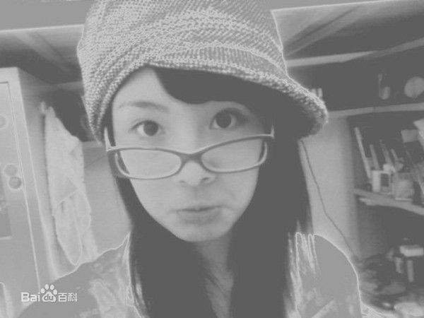 郑爽(Zheng Shuang)早期前后照片