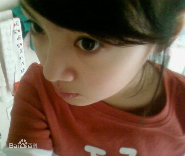 郑爽(Zheng Shuang)早期前后照片