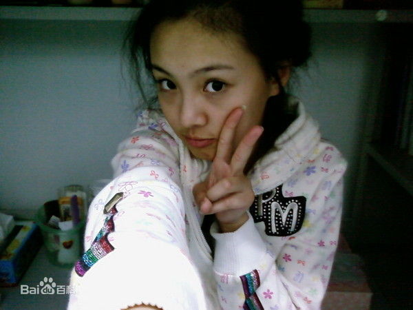 郑爽(Zheng Shuang)早期前后照片