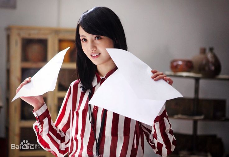 最新郑爽(Zheng Shuang)在《胜女的代价2》中的图集