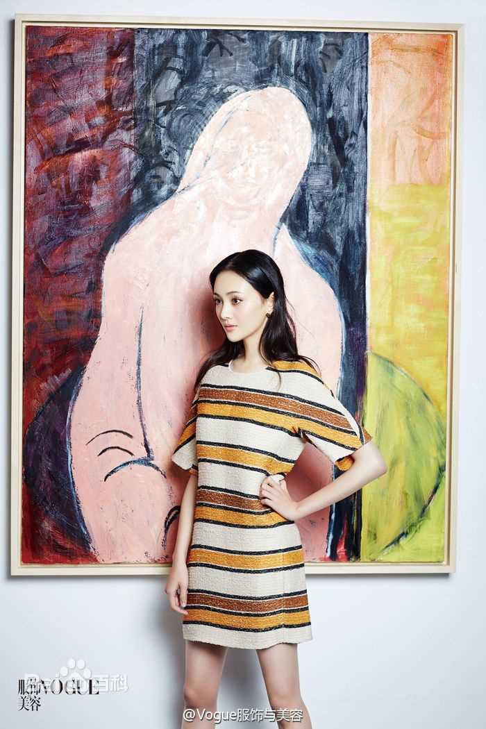 最全郑爽(Zheng Shuang)在《VOGUE服饰与美容》中的壁纸