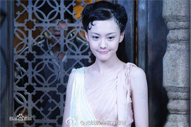 高清郑爽(Zheng Shuang)在《画壁》饰牡丹中的图册