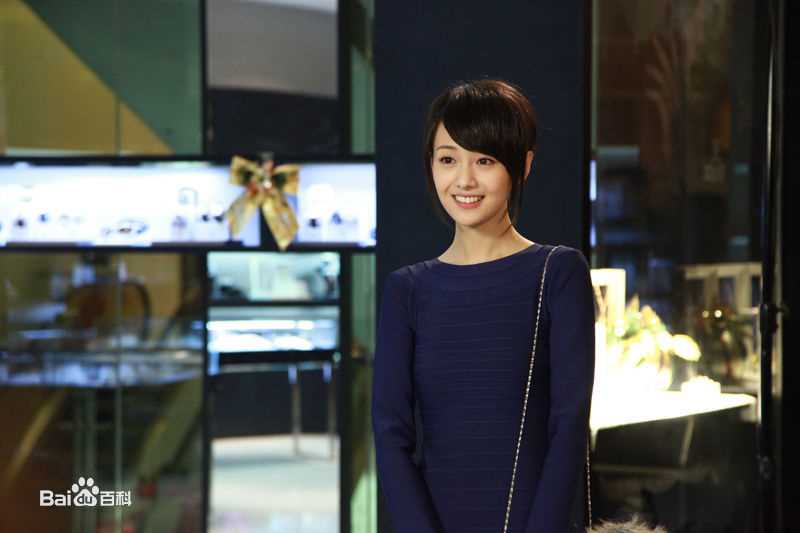 最新郑爽(Zheng Shuang)在《童话二分之一》饰安琪儿中的图集