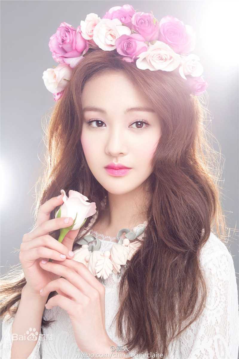 高清郑爽(Zheng Shuang)在《嘉人美妆Beauty+》中的图集