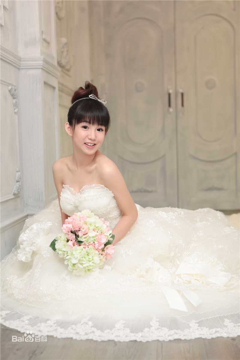 最新郭书瑶精彩图册