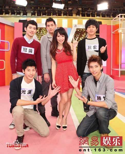 最新郭书瑶精彩图册