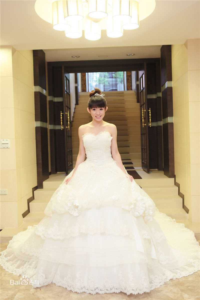 最新郭书瑶精彩图册