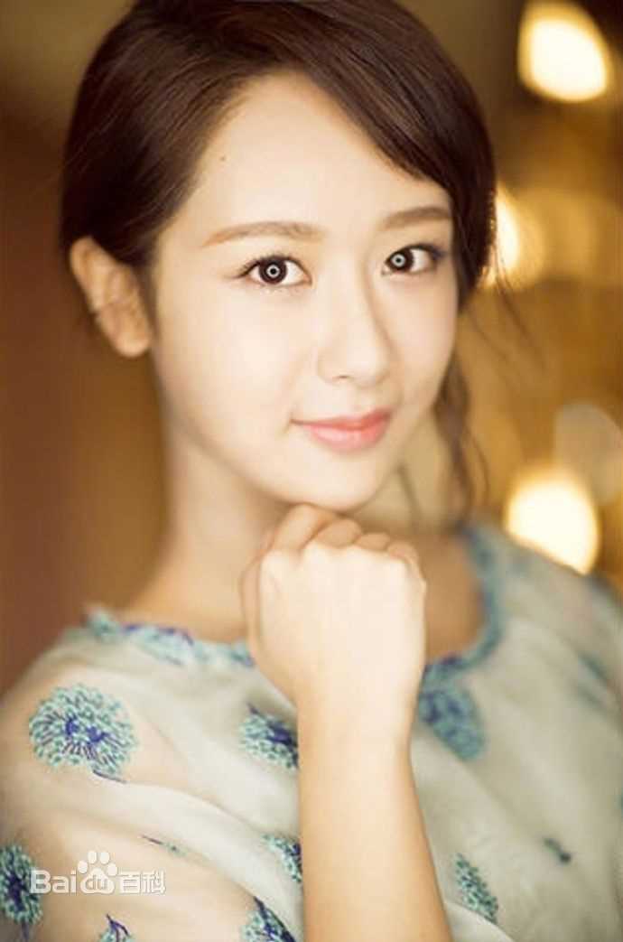 杨紫(Andy)2016微博之夜图片图册