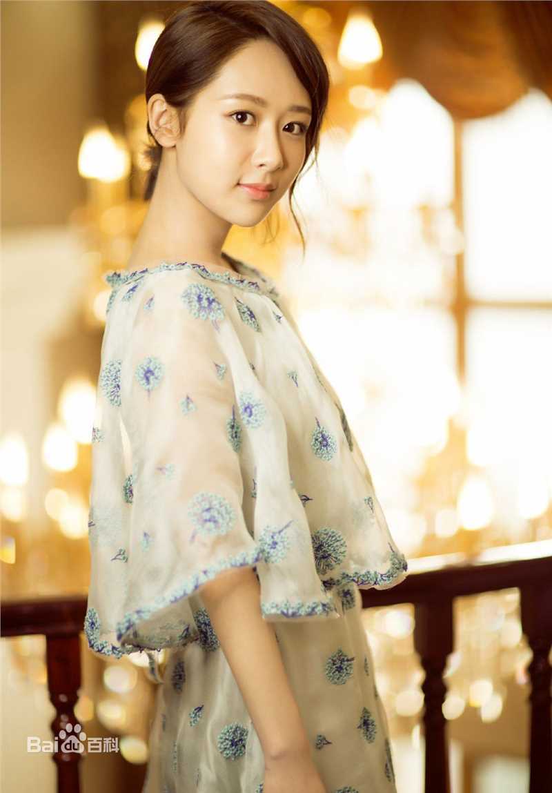 杨紫(Andy)2016微博之夜图片图册