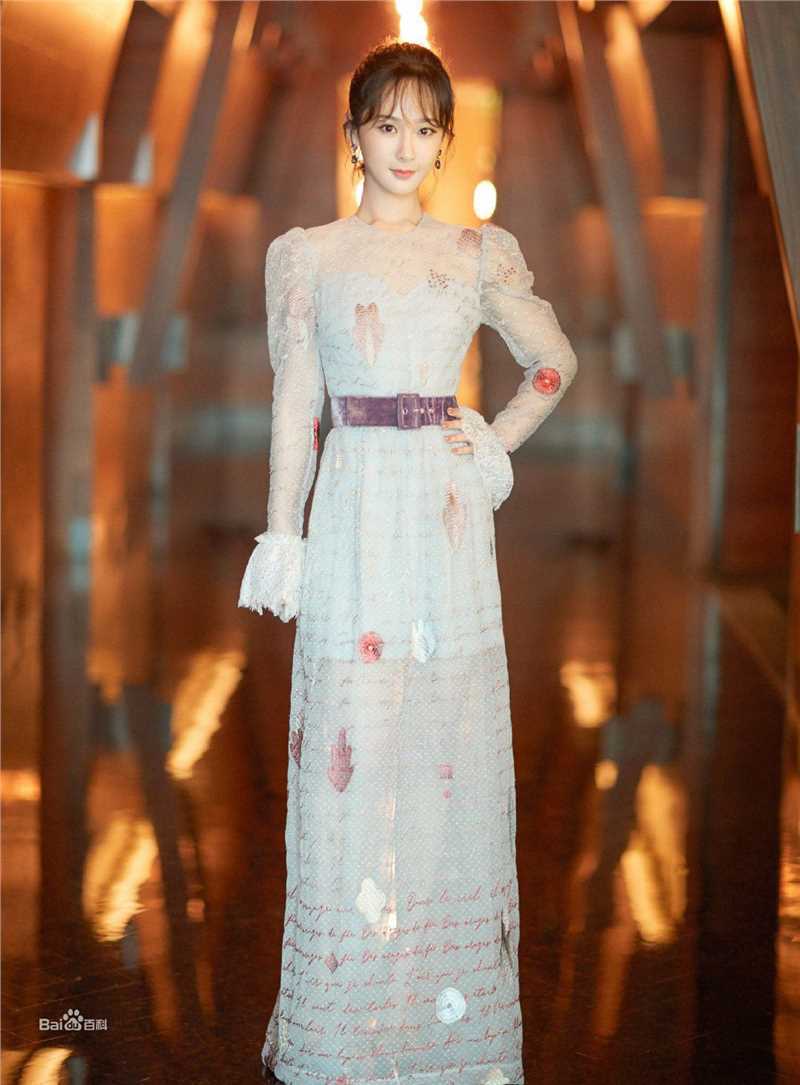 杨紫(Andy)微博电视影响力盛典性感图片图集