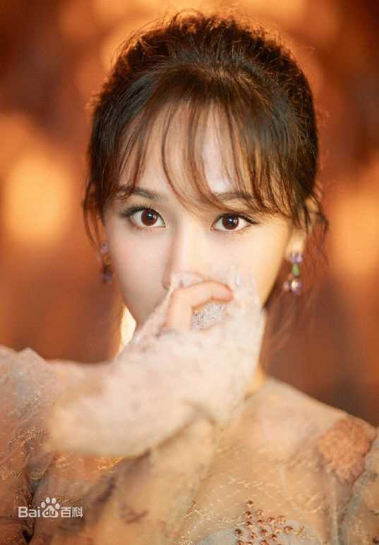 杨紫(Andy)微博电视影响力盛典性感图片图集