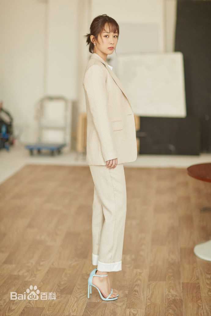 杨紫(Andy)出席活动生活照