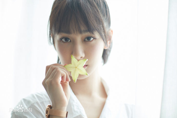 杨紫(Andy)出席活动生活照