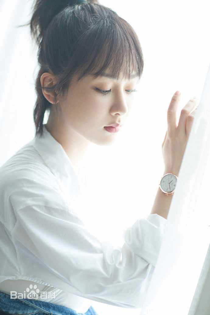 杨紫(Andy)出席活动生活照