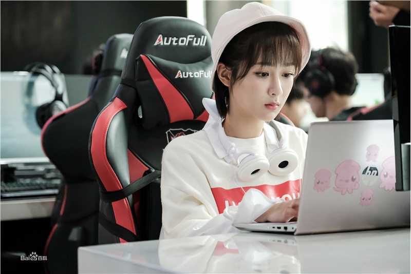 高清杨紫(Andy)在《亲爱的，热爱的》佟年中的图集