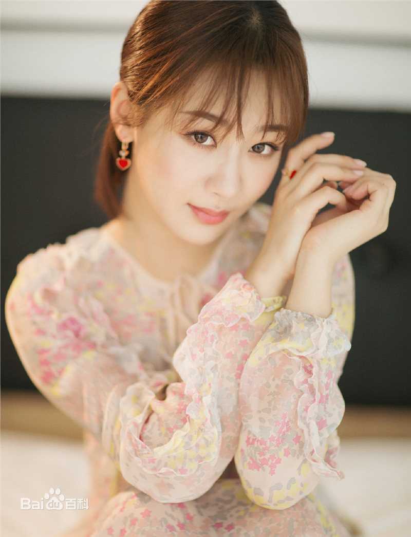 杨紫(Andy)2018腾讯娱乐发布盛典壁纸壁纸