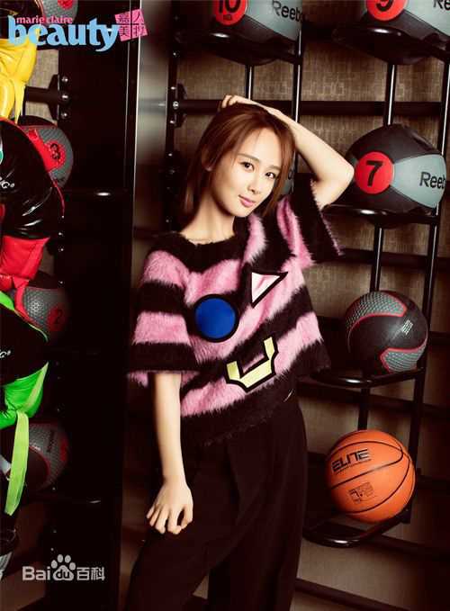 最全杨紫(Andy)在《嘉人美妆》中的壁纸