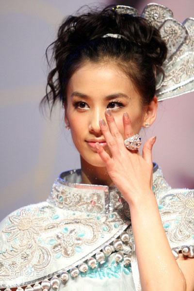 高清黄圣依(Eva Huang)图片