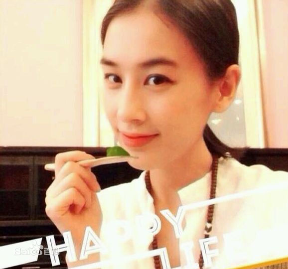 黄圣依(Eva Huang)清新素颜前后照片