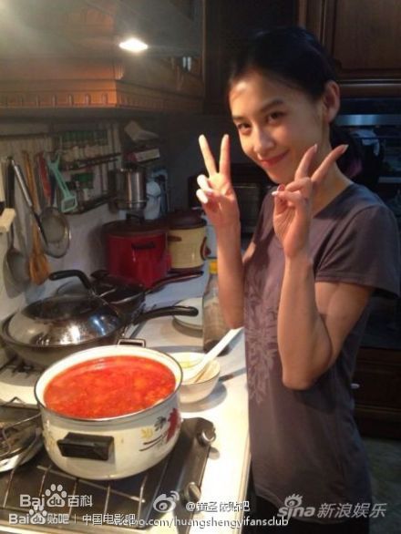 黄圣依(Eva Huang)清新素颜前后照片