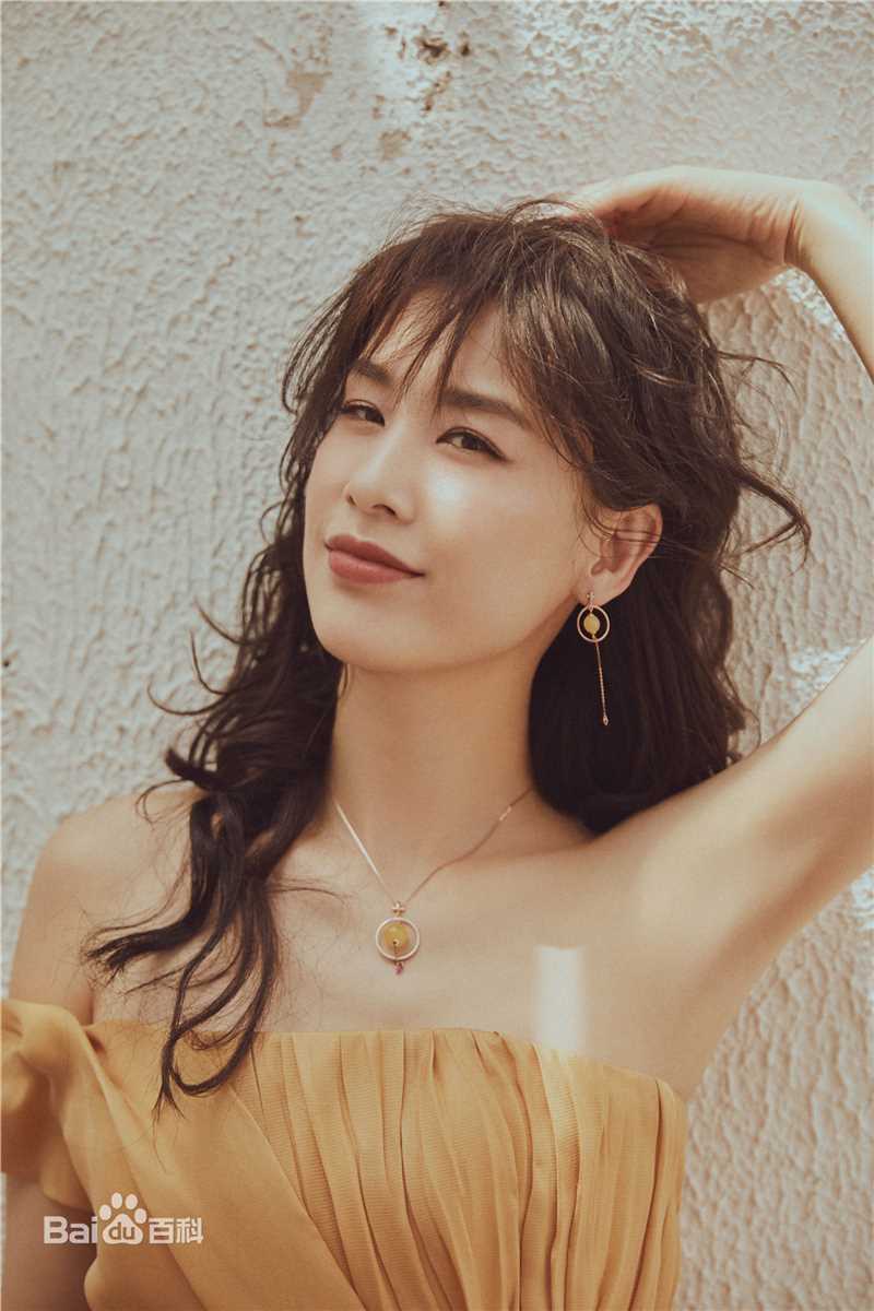 黄圣依(Eva Huang)精选杂志街拍图册