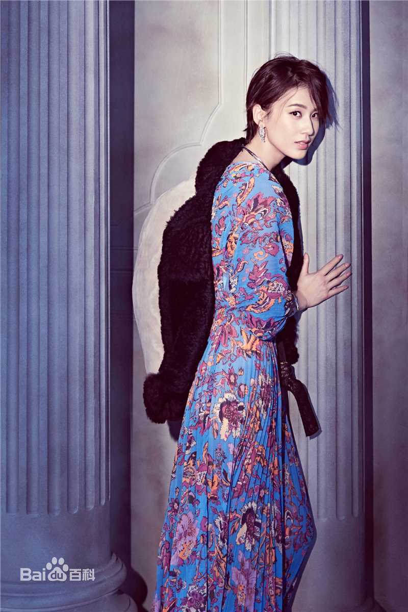 黄圣依(Eva Huang)精选杂志街拍图册