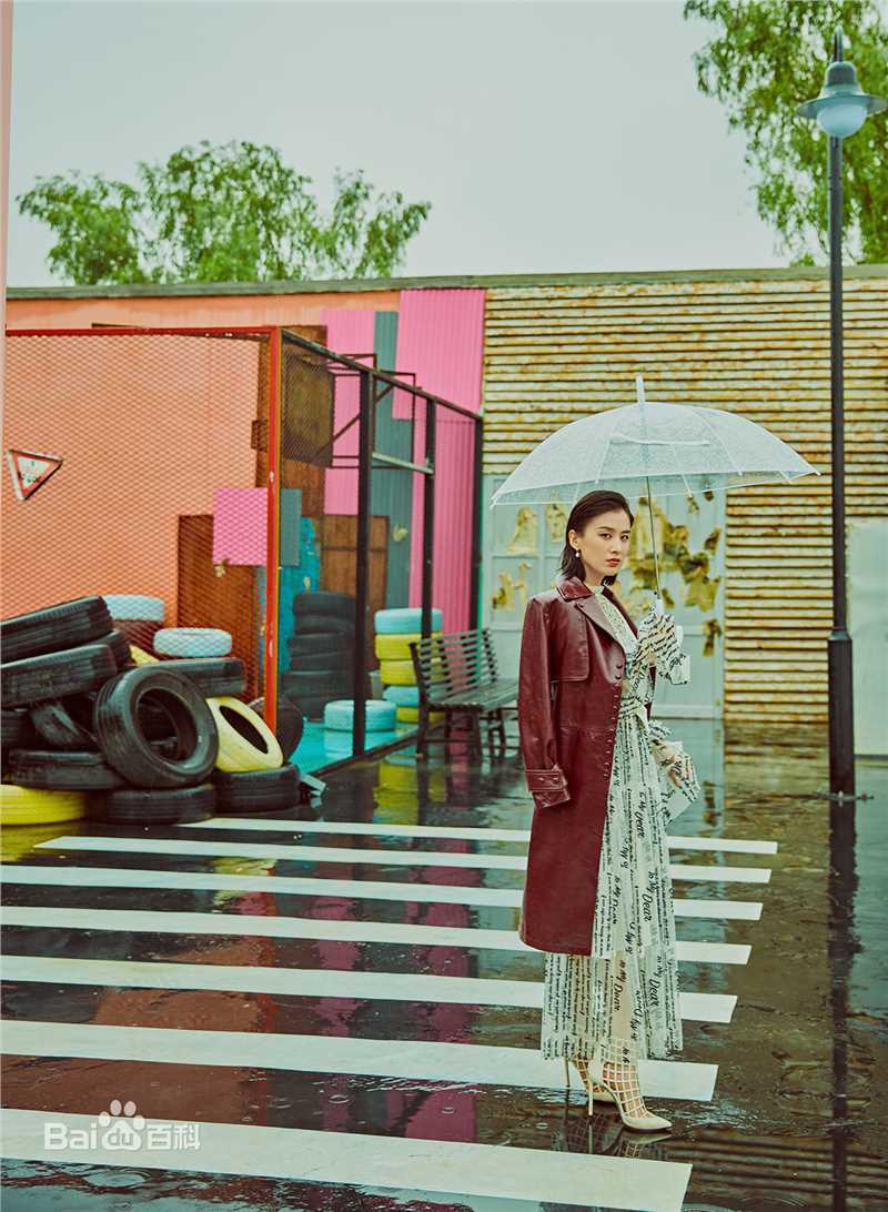 黄圣依(Eva Huang)精选杂志街拍图册