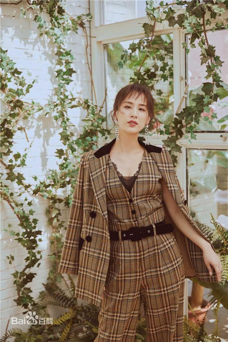 黄圣依(Eva Huang)精选杂志街拍图册